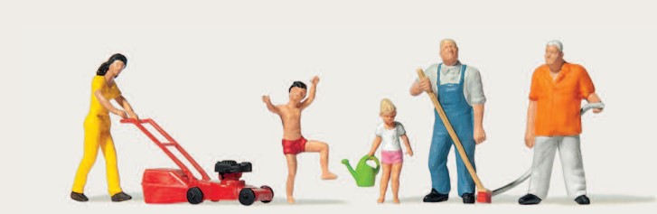 Merten 212585  In the Garden (5) Figure Set HO
