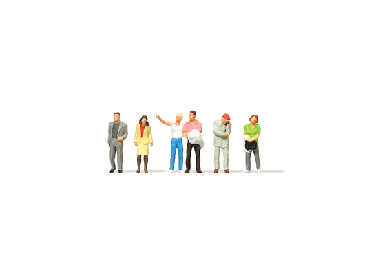 Merten 282554 Passers By (6) Figure Set TT Scale