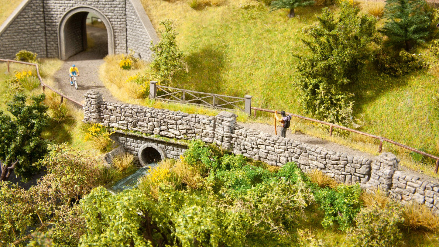 Noch 13172  Garden Stone Walling 71cm HO