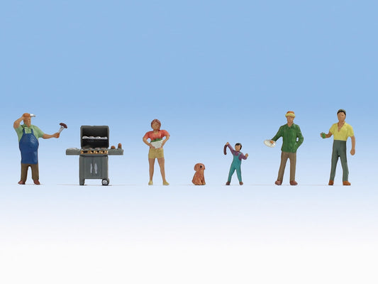 Noch BBQ Party (5) Figure Set HO Gauge 15593