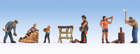 Noch Chopping Wood (5) Figure Set N15616 HO Scale