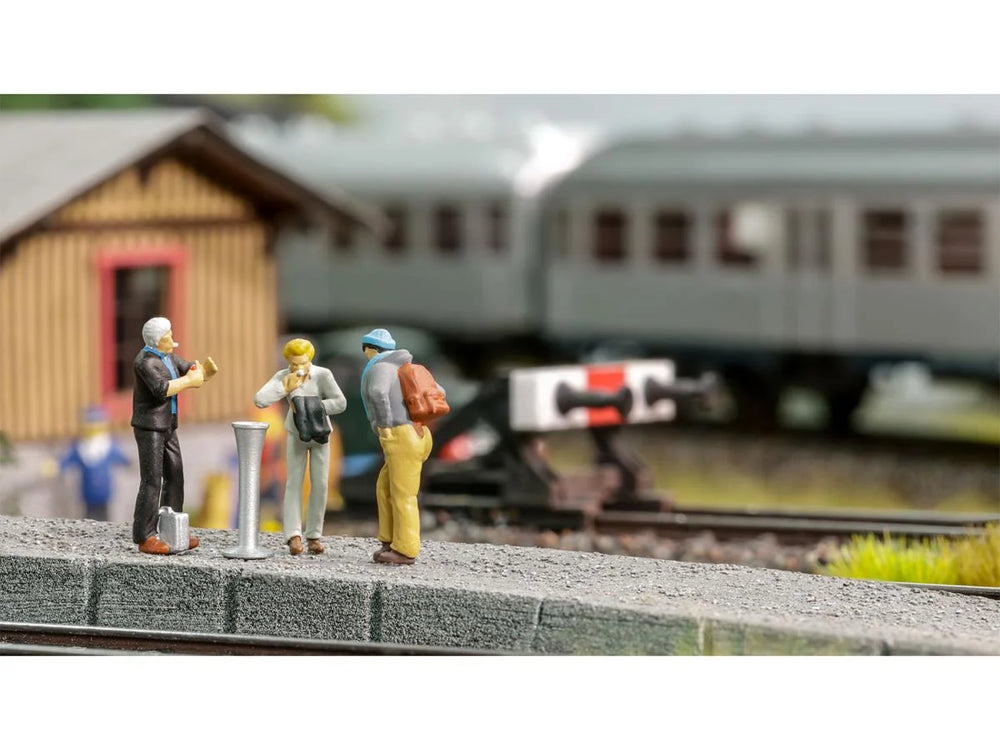 Noch Smoking Break Funny Scenes Figure Set N16604 HO Gauge