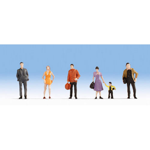 NOCH Pedestrians (6) Hobby Figure Set HO Gauge Scenics 18101