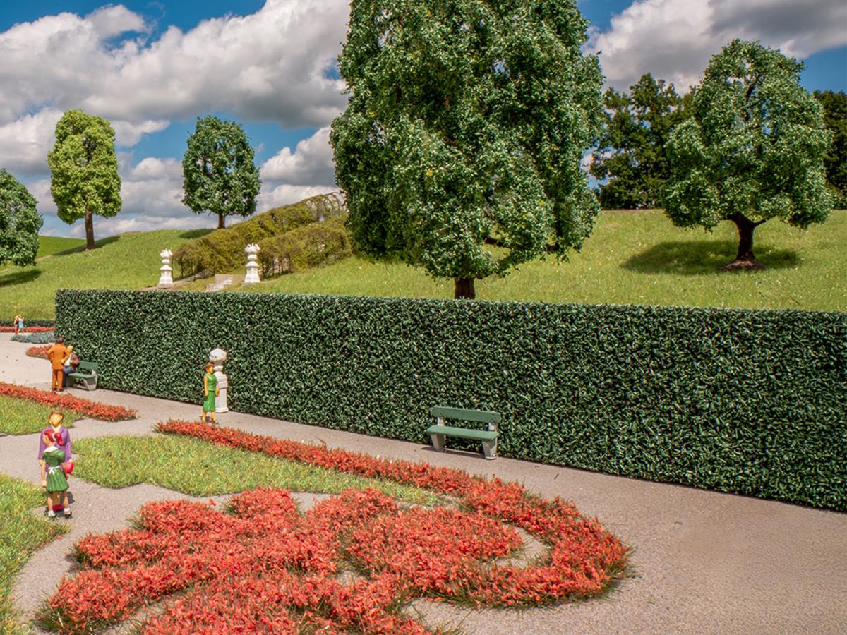 Noch Tall Hedges Dark Green (2) 4x1x50cm N21520 N Gauge