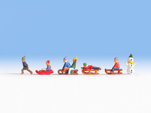 Noch Children in the Snow (6) & Snowman (1) Figure Set N Gauge 36819