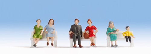 Noch 47131 Sitting People (6) Hobby Figure Set TT Scale