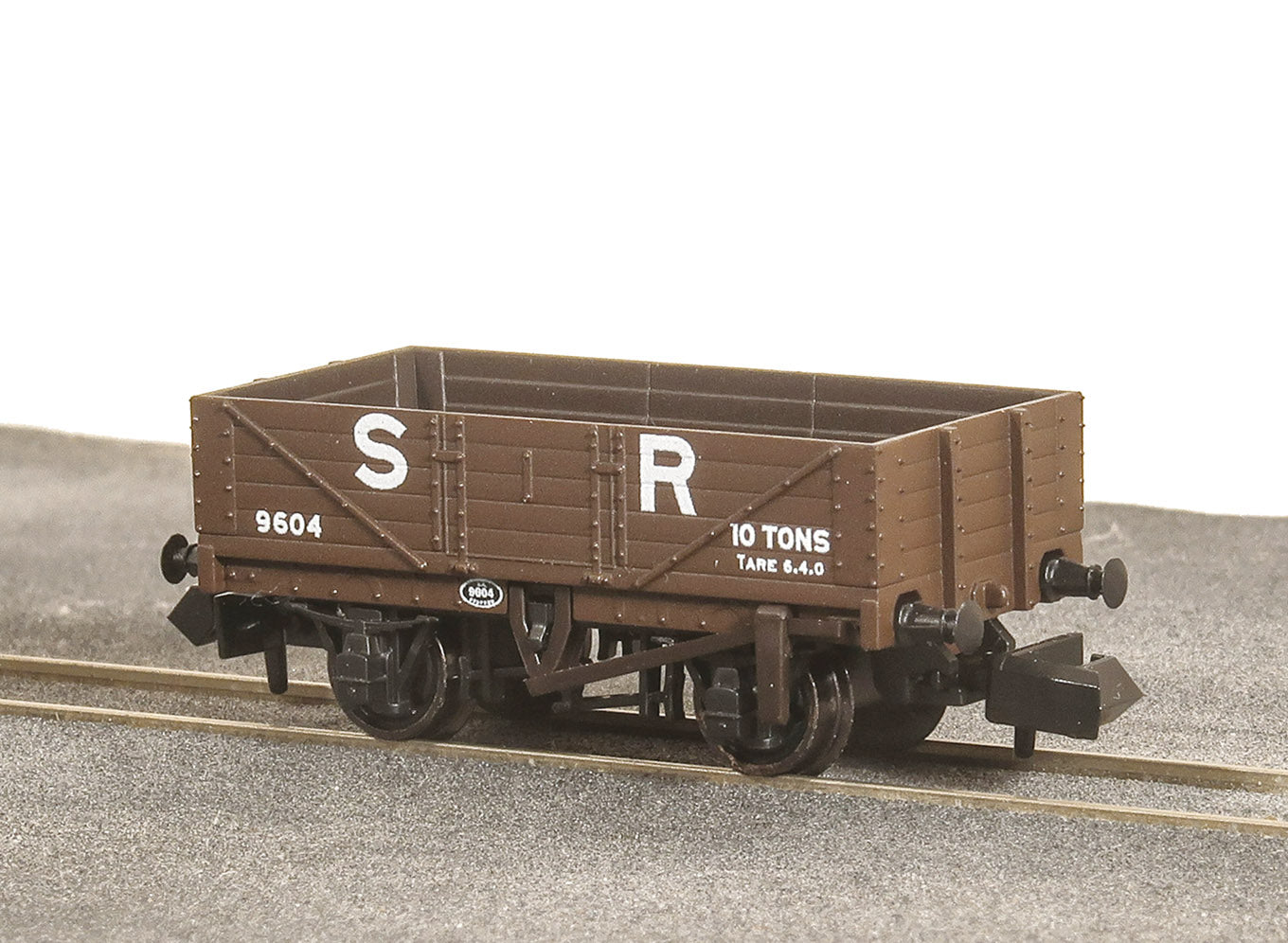 PECO NR-5002S 9ft 5 plank Open Wagon SR N Gauge