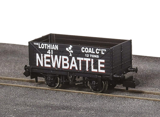 PECO NR-7013P 9ft 7 Plank Open Wagon Newbattle N Gauge