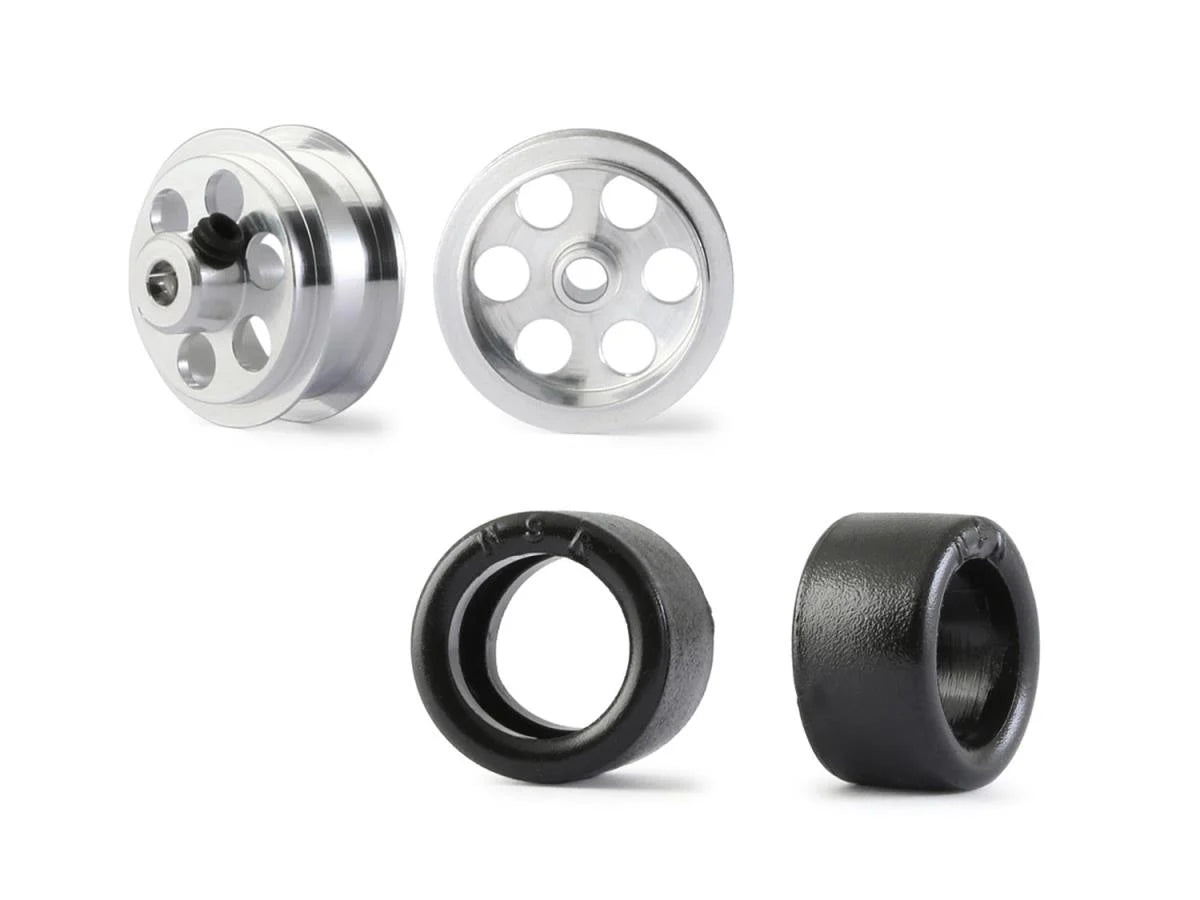 NSR 3/32 Rear Slick RTR 19x10.5 Zero Grain 16mm (5002/5271Z) NSR9086 1:32