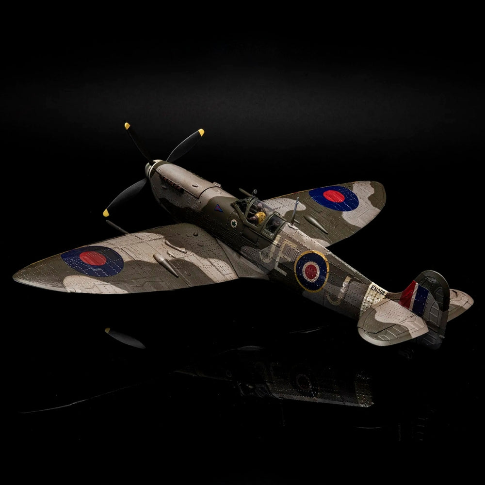 OcCre Supermarine Spitfire Mk IXc EN398 Aircraft 1:24 Wooden Model Kit 2WW01