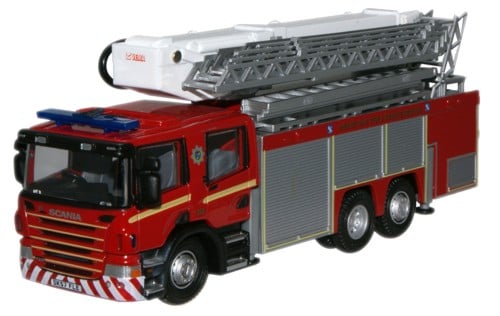 Oxford Diecast 76SAL003 Scania Fire Engine Merseyside Fire & Rescue OO Gauge
