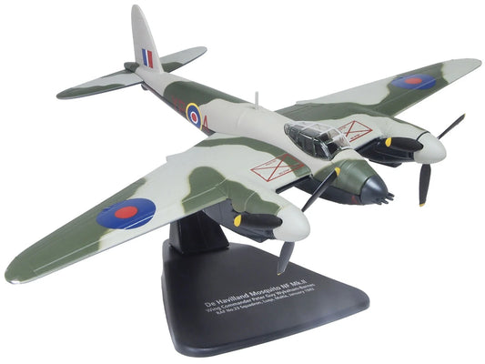Oxford Aviation De Havilland Mosquito NF MkII RAF 23 Sqn Malta (1:72) ODAC128