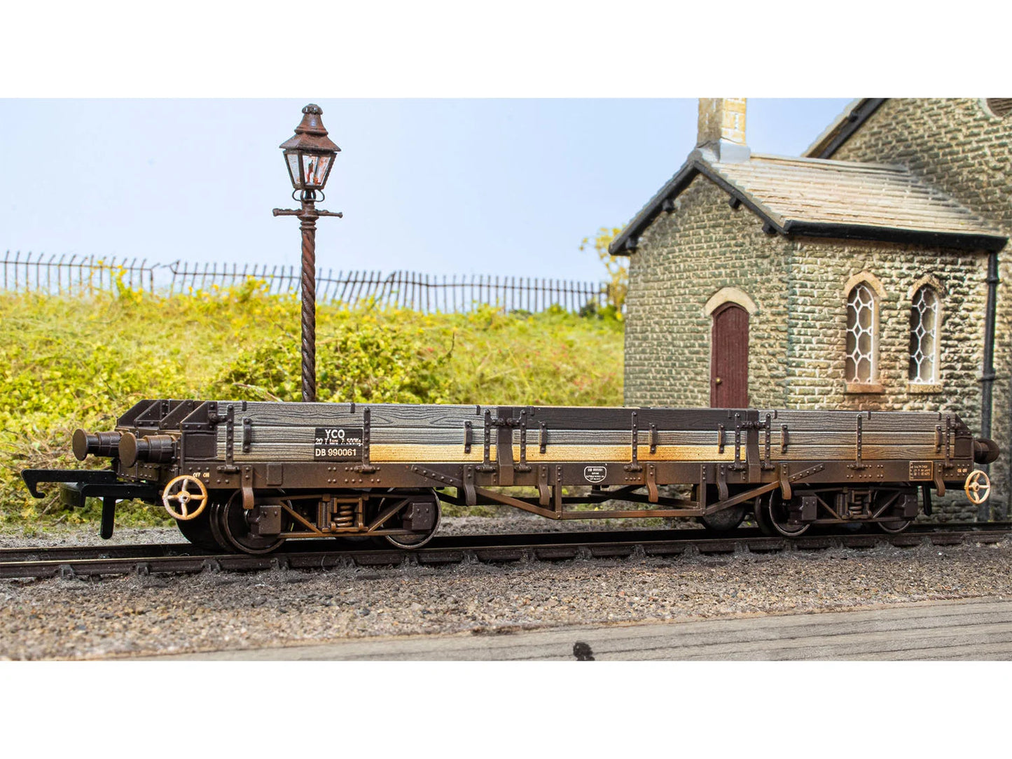 Oxford Rail Pilchard Wagon BR Bauxite DB990061 (TOPS) Weathered OR76PIL006AW OO