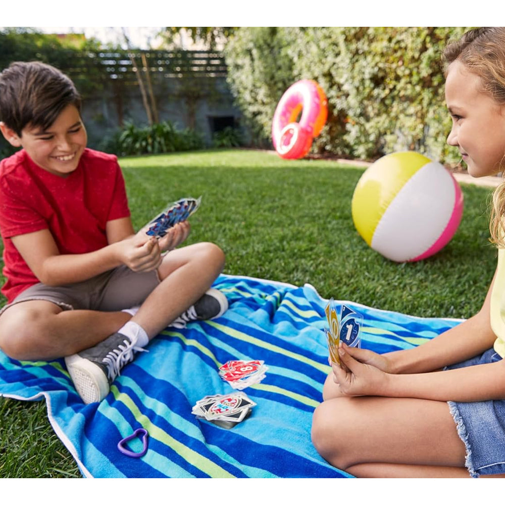 UNO H2O To Go Water-Resistant  Card Game Mattel