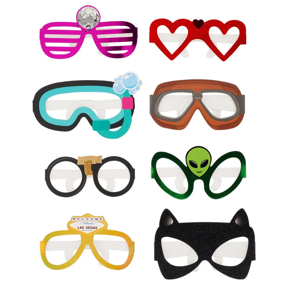 Legami Who Am I? Guessing Party Game - 2-8 Players