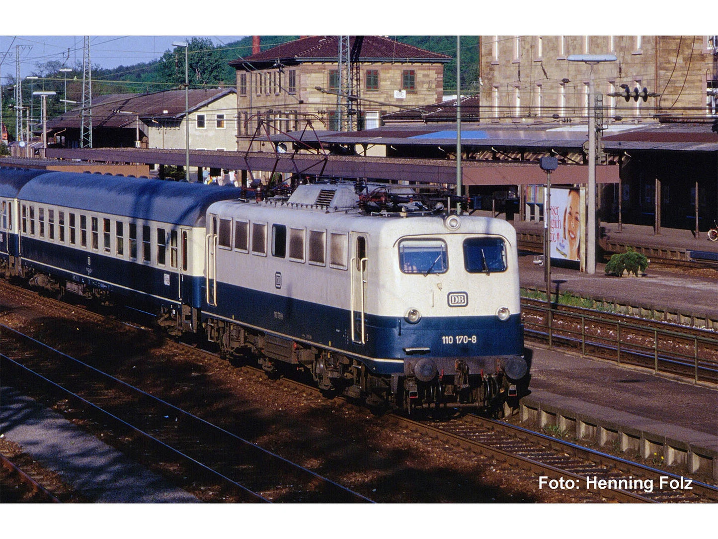 Piko 21773 Expert DB BR110 Electric Locomotive IV HO Gauge