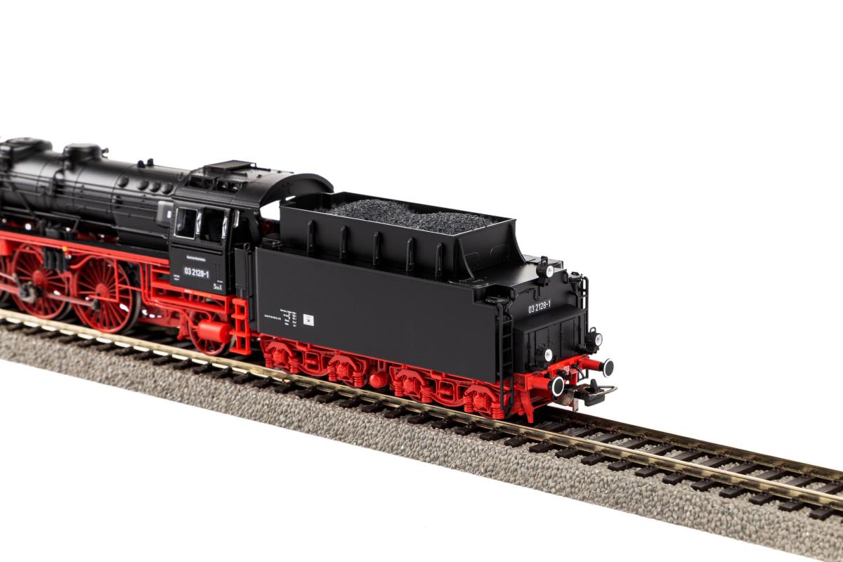 Piko Expert DR BR03 Steam Locomotive IV PK50900 HO Gauge