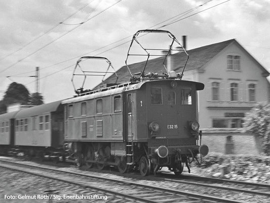 Piko Expert DB E32 15 Electric Locomotive III PK51417 HO Gauge