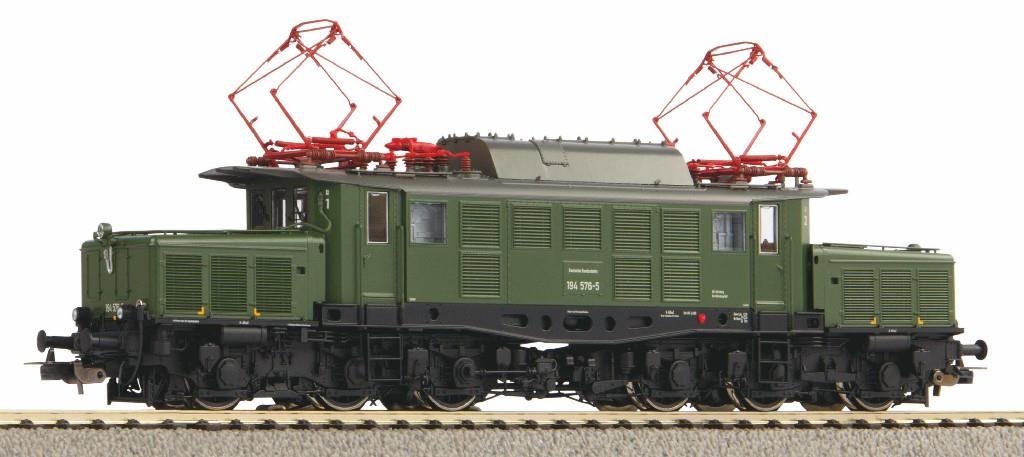Piko 51470  Expert DB BR194 Electric Locomotive IV HO