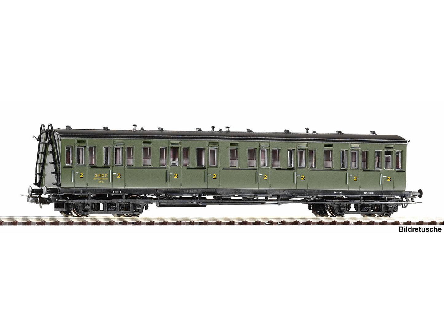 Piko 53349 Classic SNCB 3rd Class Coach III HO Gauge