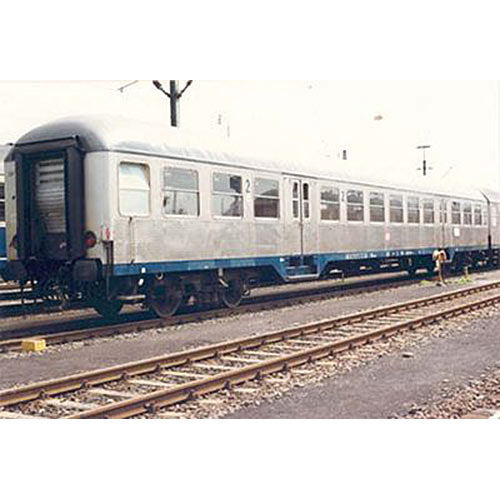 PIKO Expert DB Bnb719 2nd Class Coach IV HO Gauge 57650