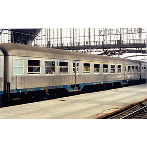 PIKO Expert DB ABnrb704 2nd/3rd Class Coach IV HO Gauge 57651