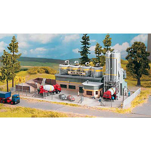 PIKO Main-Beton Concrete Works Fence Kit HO Gauge 61133
