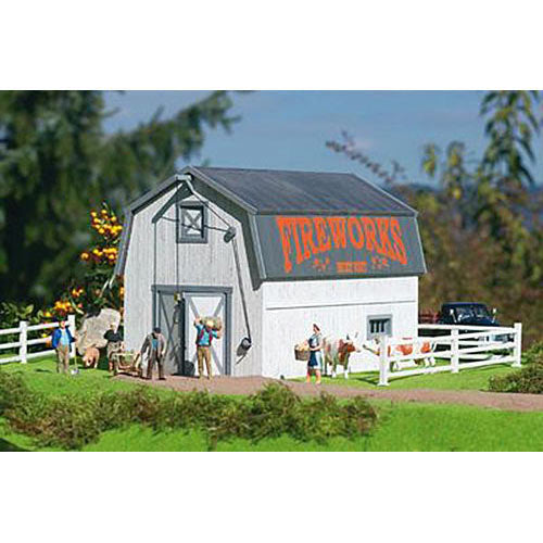 PIKO White Barn Kit G Gauge 62120