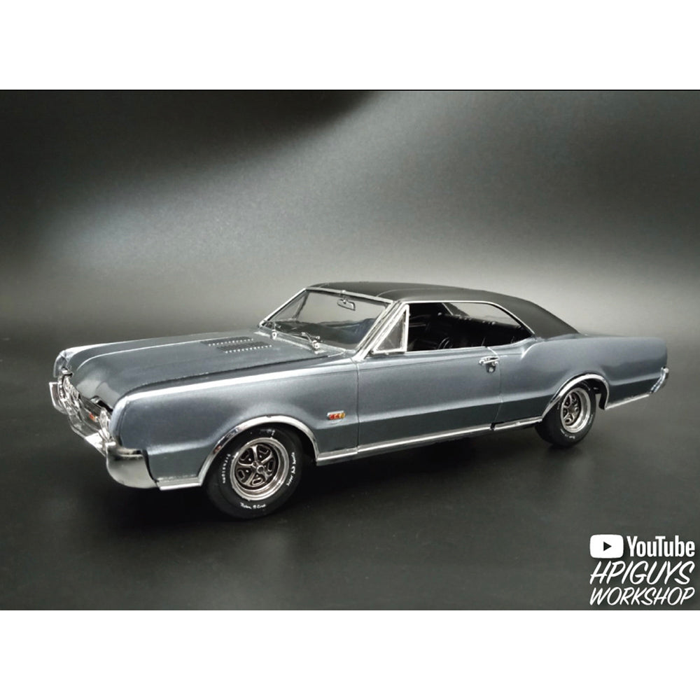AMT 1365 1967 Oldsmobile Cutlass 442 1:25 Model Kit