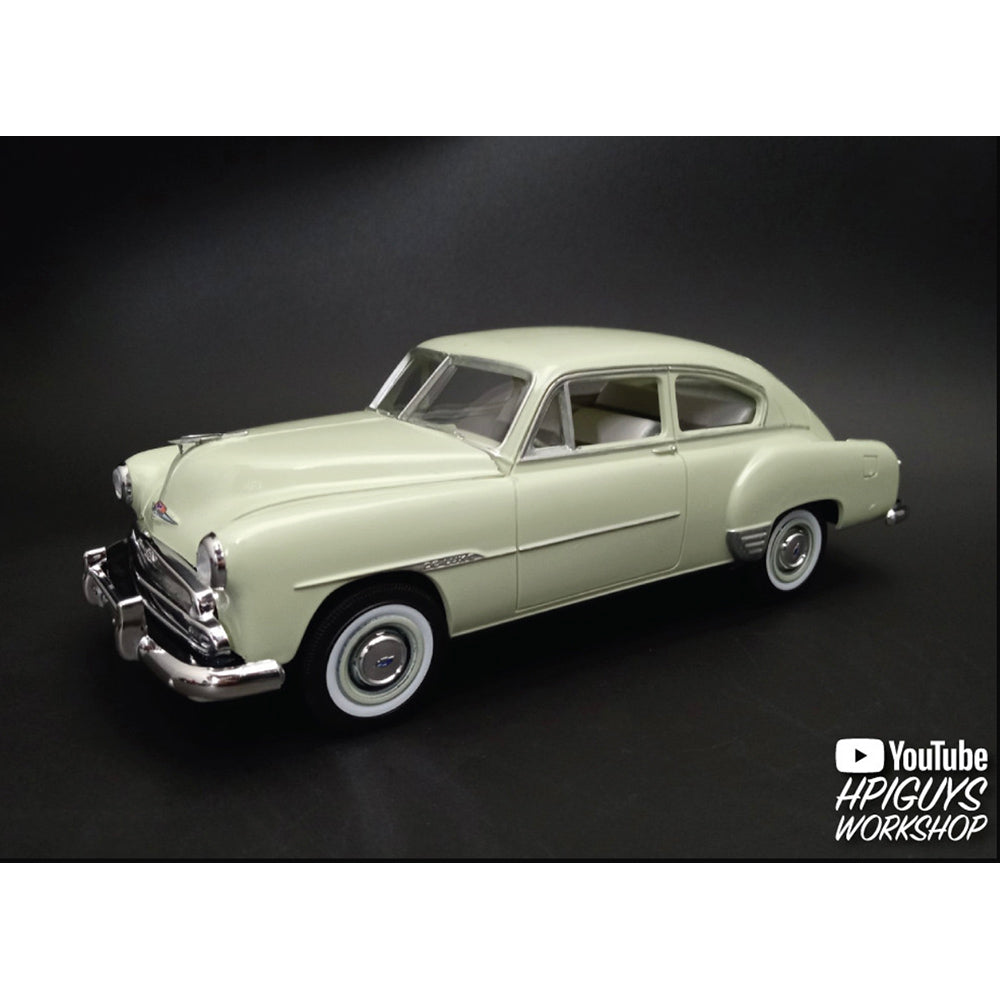 AMT 1378 1951 Chevy Fleetline 1:25 Model Kit