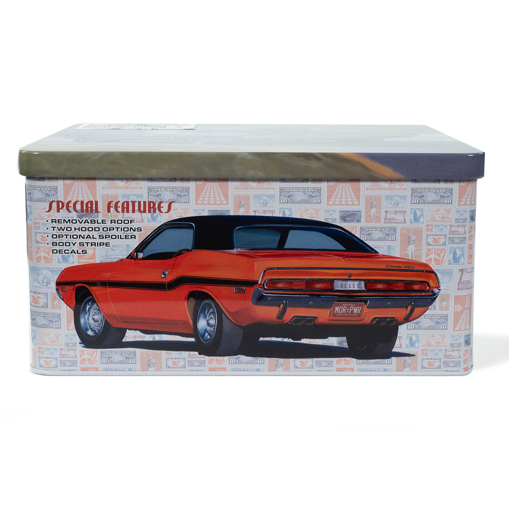AMT 1401 1970 Dodge Challenger (USPS) 1:25 Model Kit