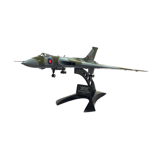 Easy Model PKEA33309 Vulcan B2 XM607 1:144 Model Kit