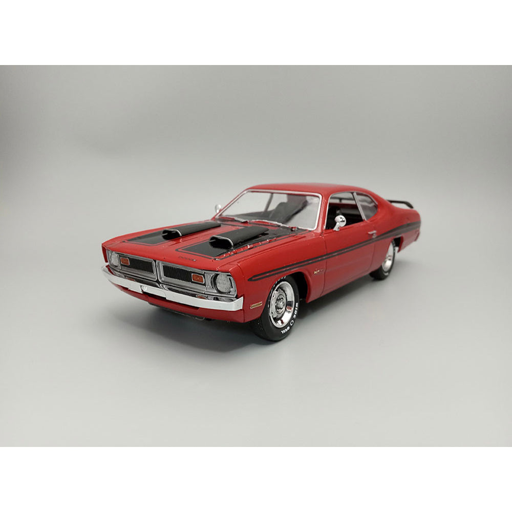 MPC 997 1971 Dodge Demon 1:25 Model Kit