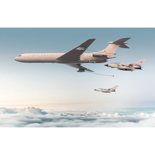 Roden ROD327 Vickers Super VC10 Type K3 1164 Tanker 1:144 Model Kit