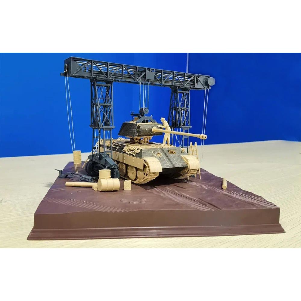 SUYATA NO001 Panther A Tank w/Interior & 16t Strabokran 1:48 Plastic Model Kit