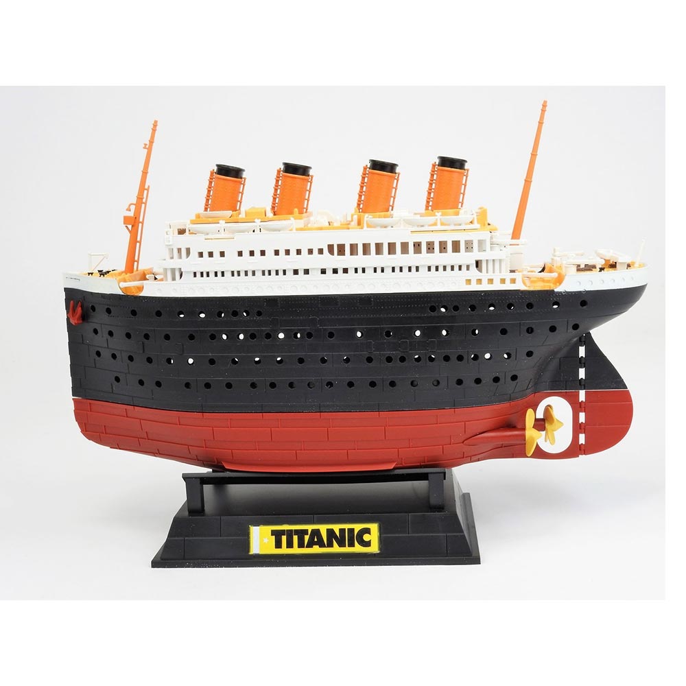 SUYATA SL001 Titanic Seal & Iceberg Scene Plastic Model Kit