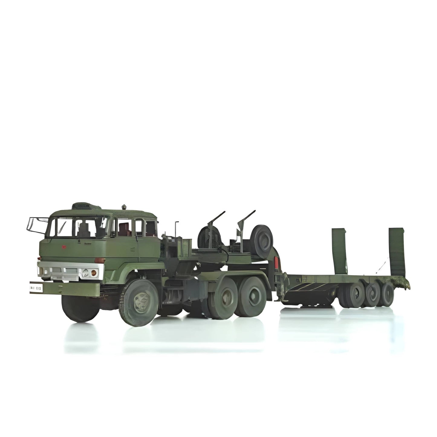 Trumpeter 201 Chinese Army 50 Ton Tank Transporter 1:35 Model Kit