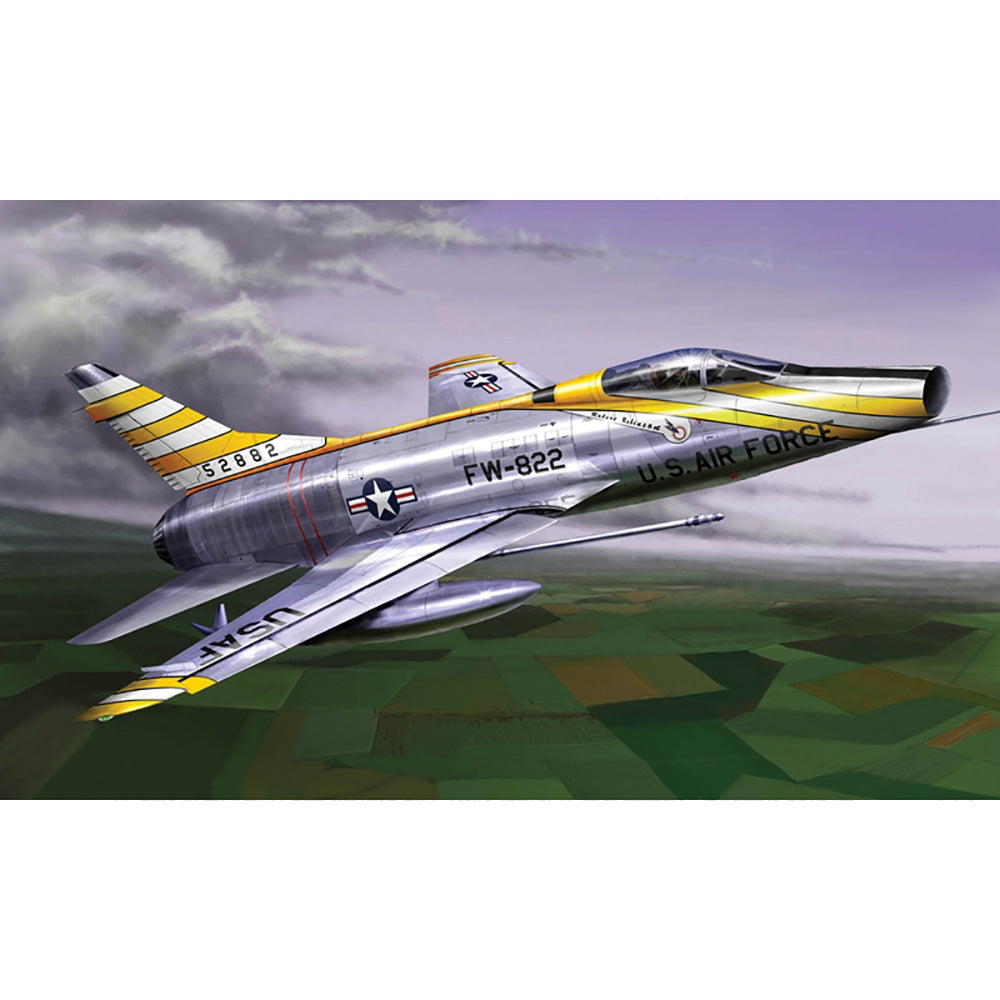 Trumpeter 1649 F-100D Super Sabre 1:72 Model Kit