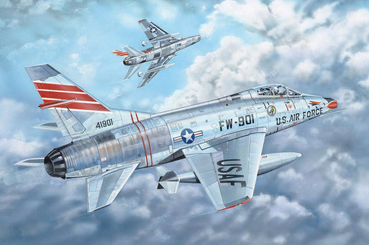 Trumpeter 3221 F-100C Super Sabre 1:32 Model Kit