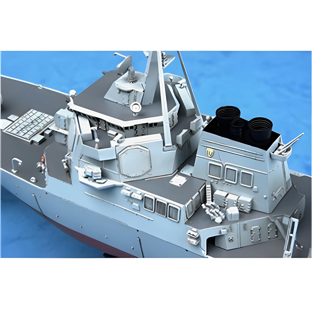 Trumpeter 4523 US Navy USS Arleigh Burke DDG-51 Missile 1:350 Model Kit
