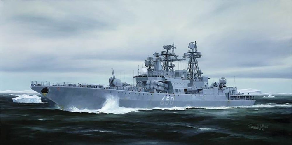 Trumpeter 4531 Admiral Chabanenko Udaloy II class Destroyer 1:350 Model Kit