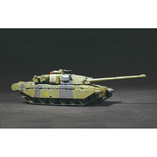 Trumpeter 7106 Challenger 1 MBT 1:72 Model Kit