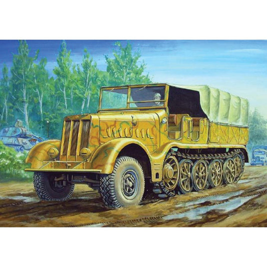 Trumpeter 7203 SdKfz 9 FAMO German 18 ton Half-track 1:72 Model Kit