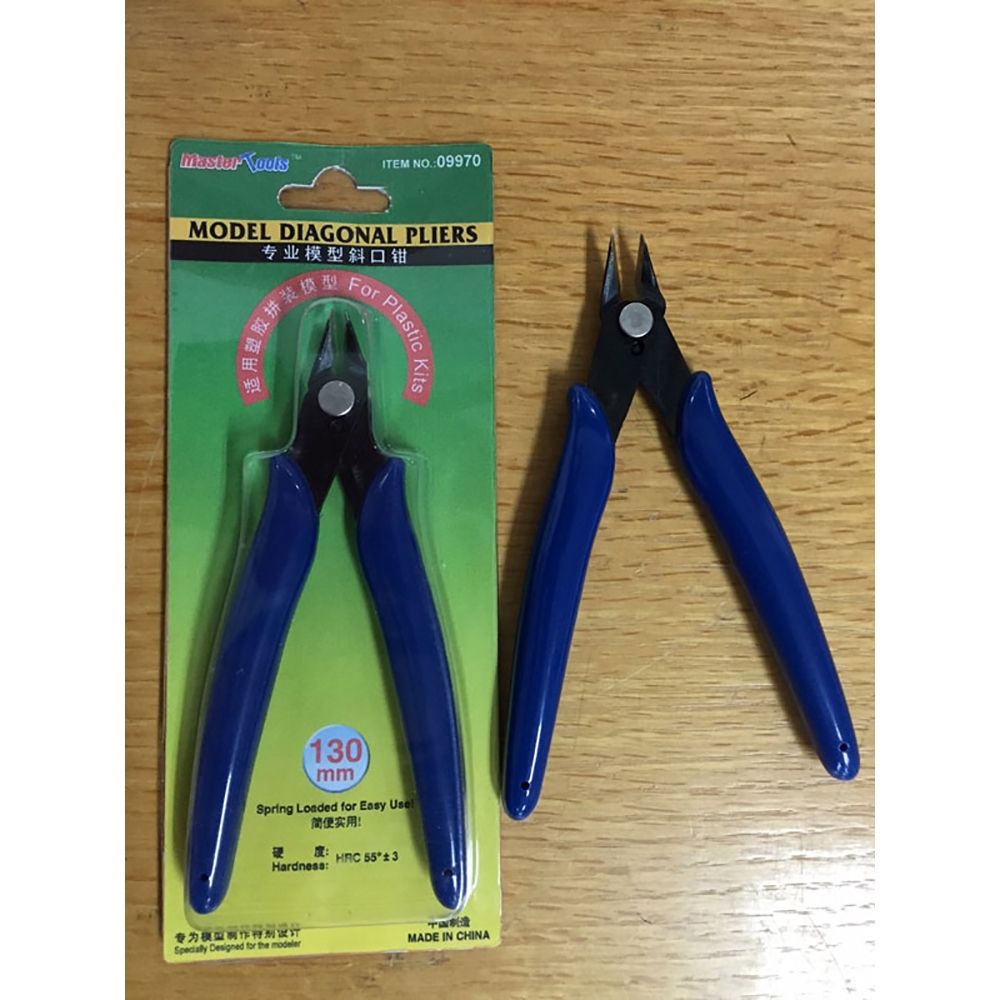 Trumpeter 9970 Diagonal Pliers Model Tool