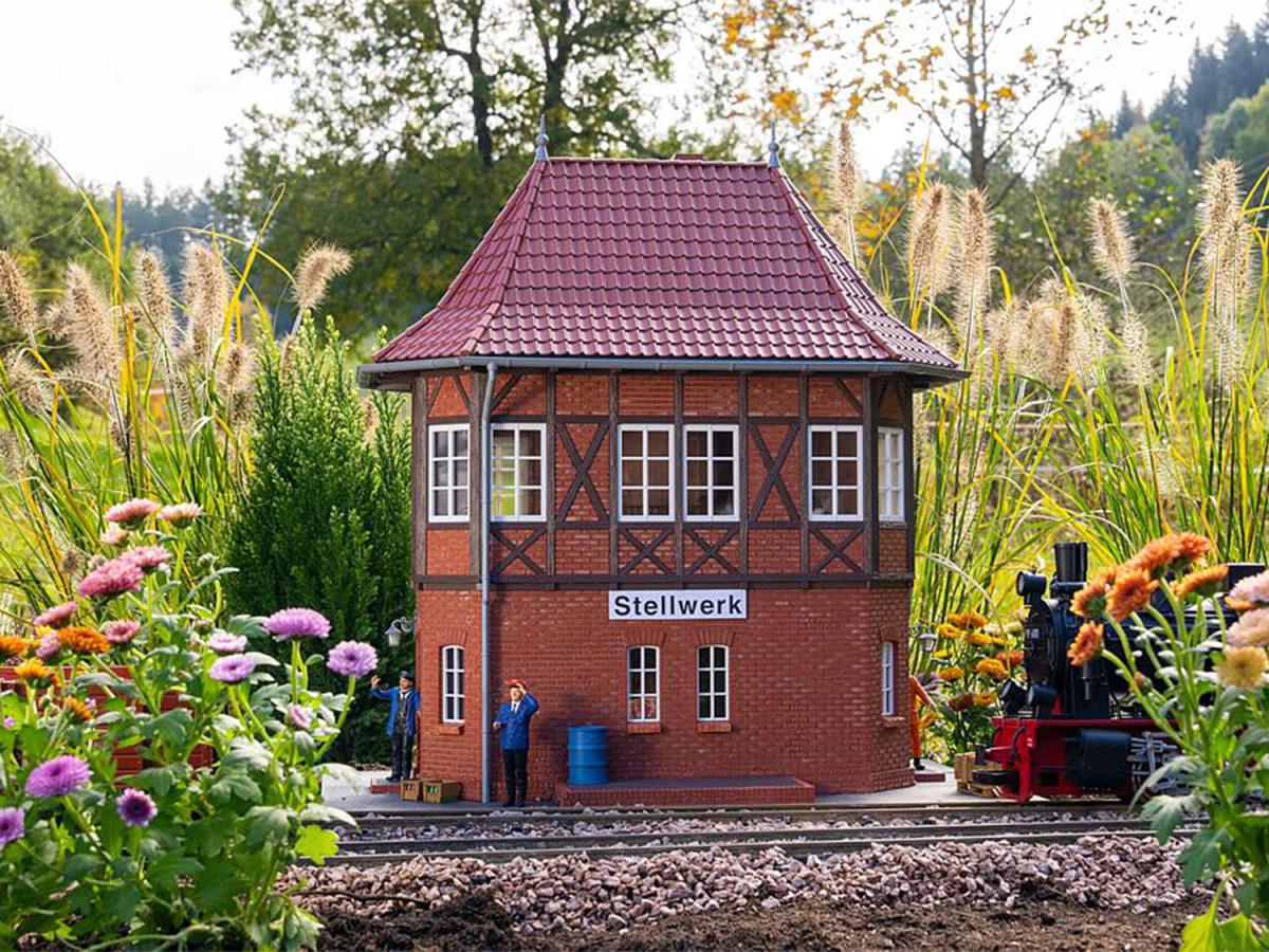 Pola 330883 Stellwerk Signal Tower Kit G Gauge