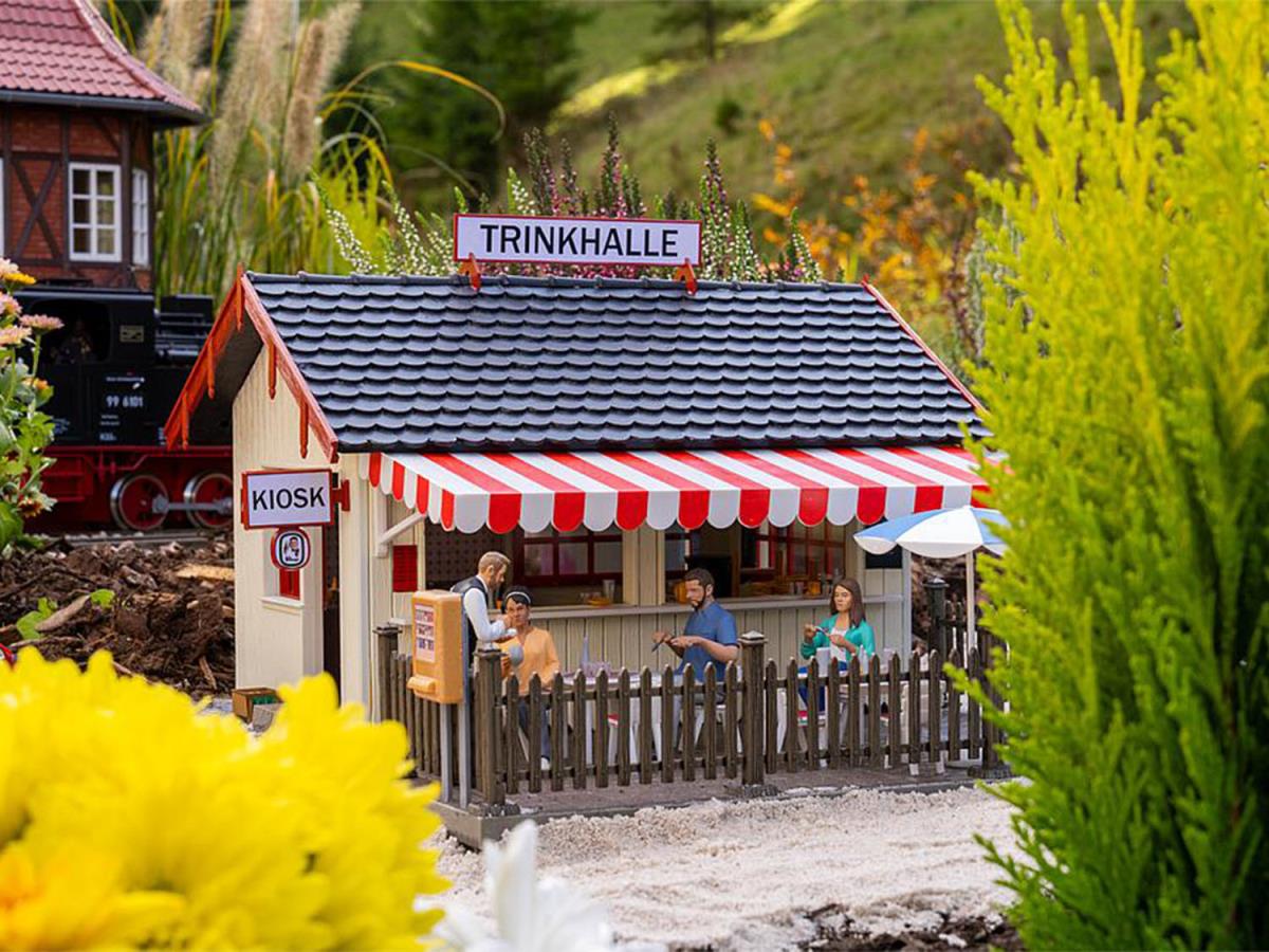 Pola 331111 Kiosk with Terrace Kit G Gauge