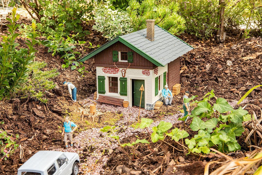 Pola Forest Hut Kit PO331143 G Gauge
