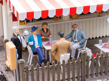 Pola 331531 Seated Diners (4) & Waiter Figure Set G Gauge