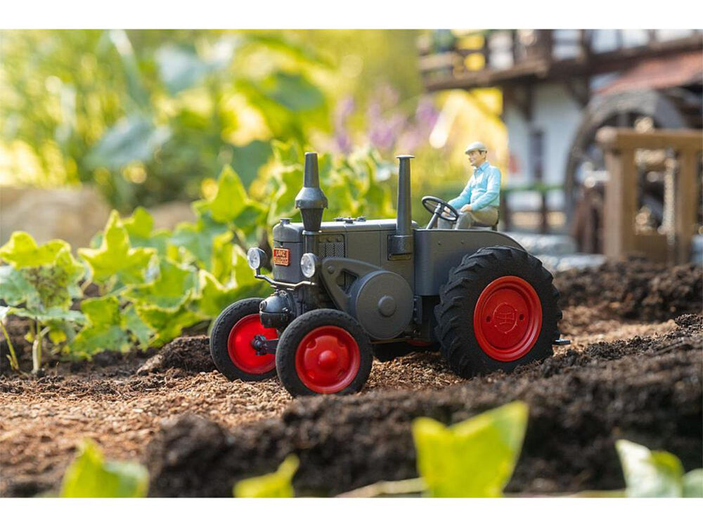 Pola Lanz Bulldog Tractor Kit PO331619 G Gauge