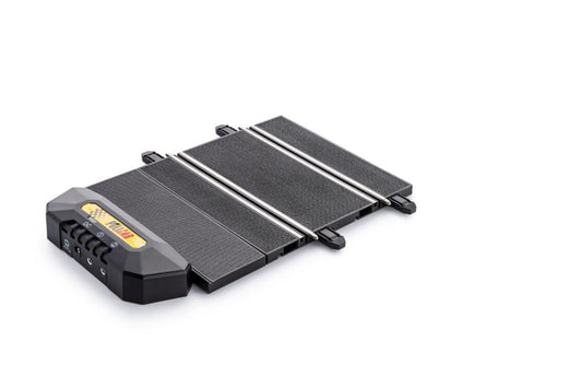 Policar P015-1  Analogue Powerbase w/Border Lanes 1 & 2 1:32
